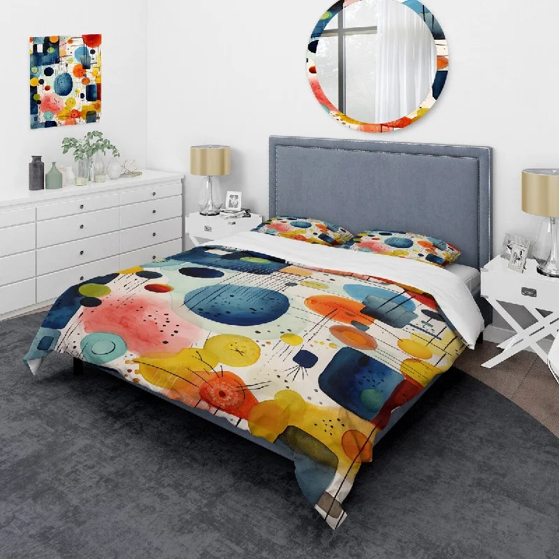 Designart "Colorful Geometric mid century shapes 2" Abstract Geometric Bedding Cover Set Traditional Bed Set with Shams