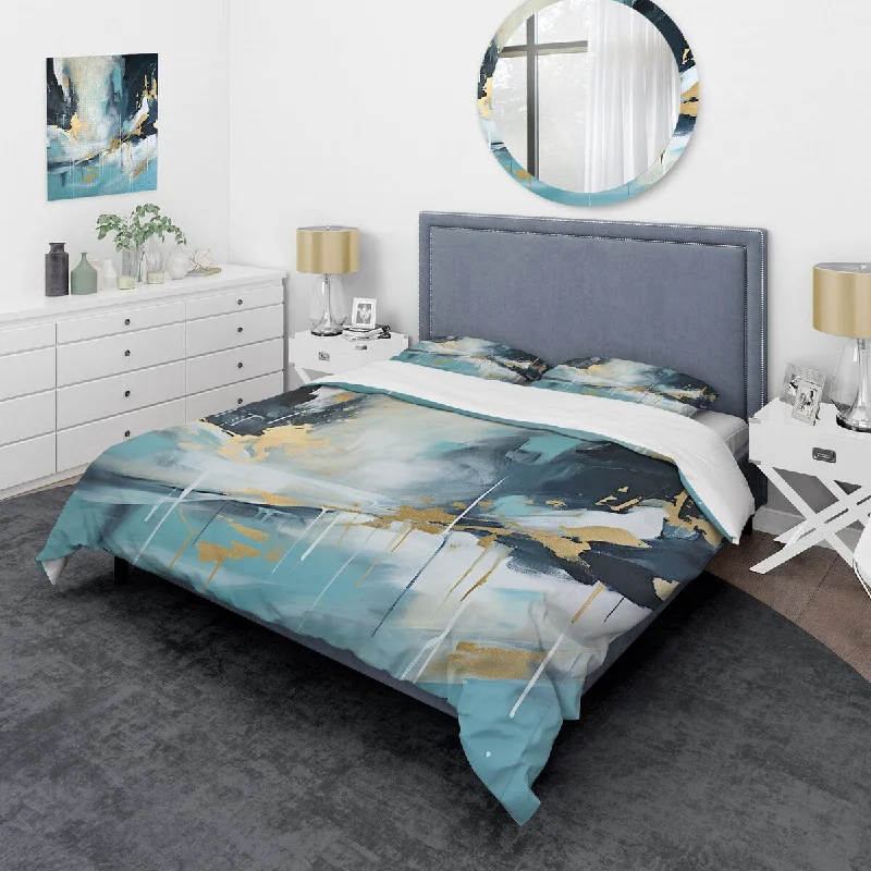 Designart "Gold and blue Abstract Expression 2" Abstract Painting Bedding Cover Set - Traditional Bed Set with Shams