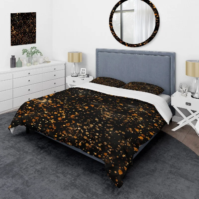 Designart "Yellow and black fireworks modern explosions" Fireworks Bedding Cover Set - Traditional Bed Set with Shams