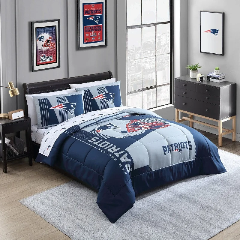 New England Patriots NFL Licensed "Status" Bed In A Bag Comforter & Sheet Set