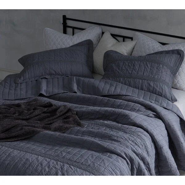 BYB Alloy Grey Summer Lace Textured Quilt Set