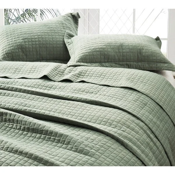 BYB Classic Supersoft Pre-Washed Cotton Quilt Set - Moss Green