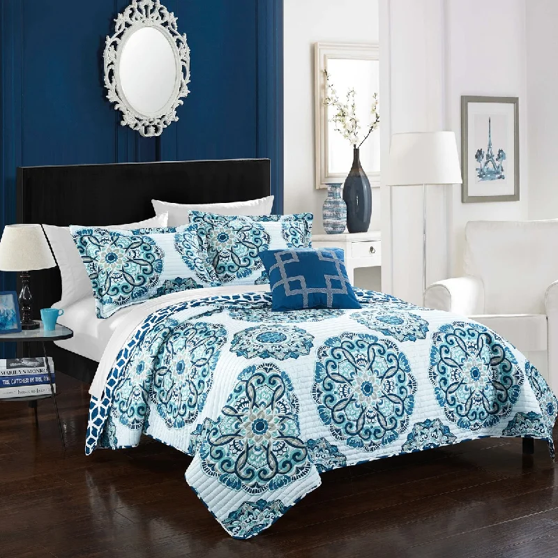 Chic Home 8-Piece Miranda Blue Quilt Set