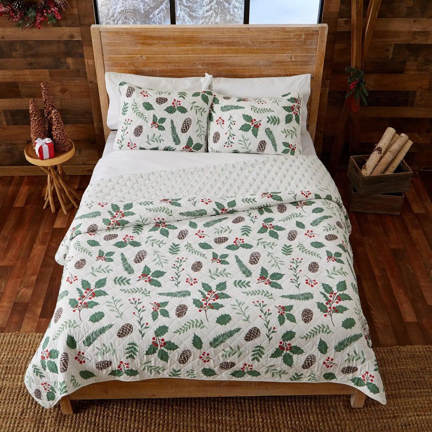 Holly Jolly Mistletoe Reversible Quilt Set