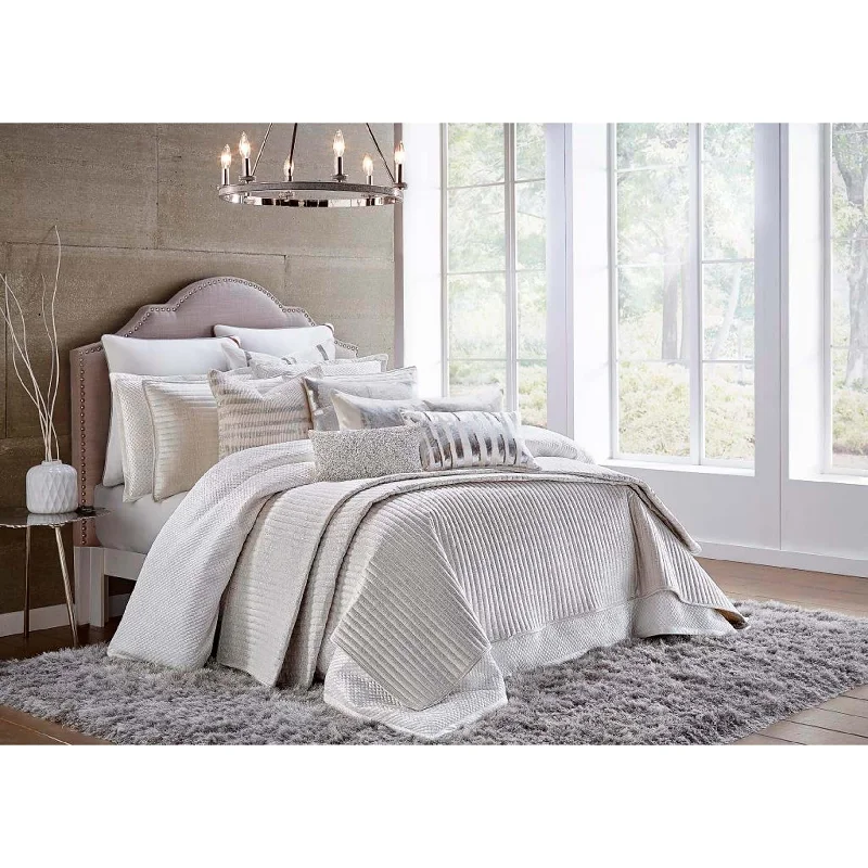 Maya Quilt Set, White/Silver