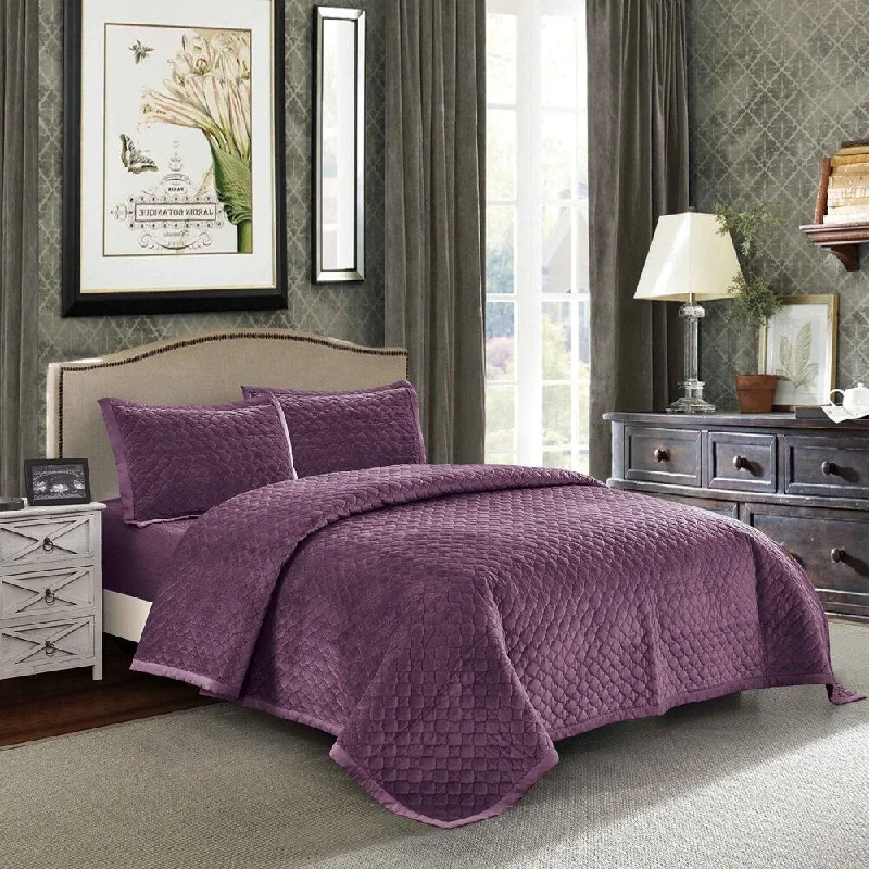 Tiberius Velvet Quilt Set in Purple