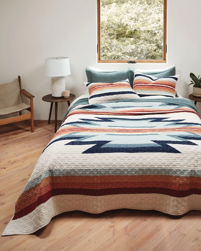 Wyeth Trails Pendleton Quilt Set