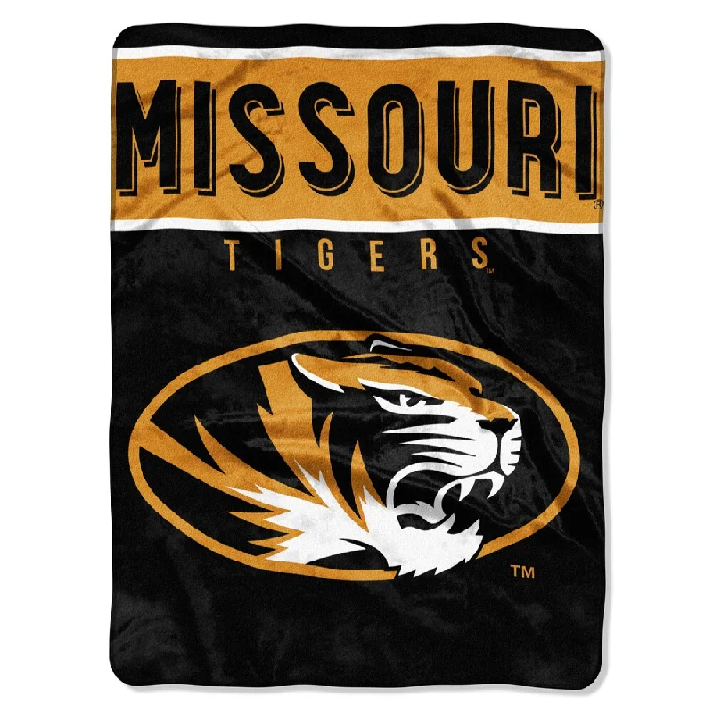 COL 803 Missouri Basic Raschel Throw