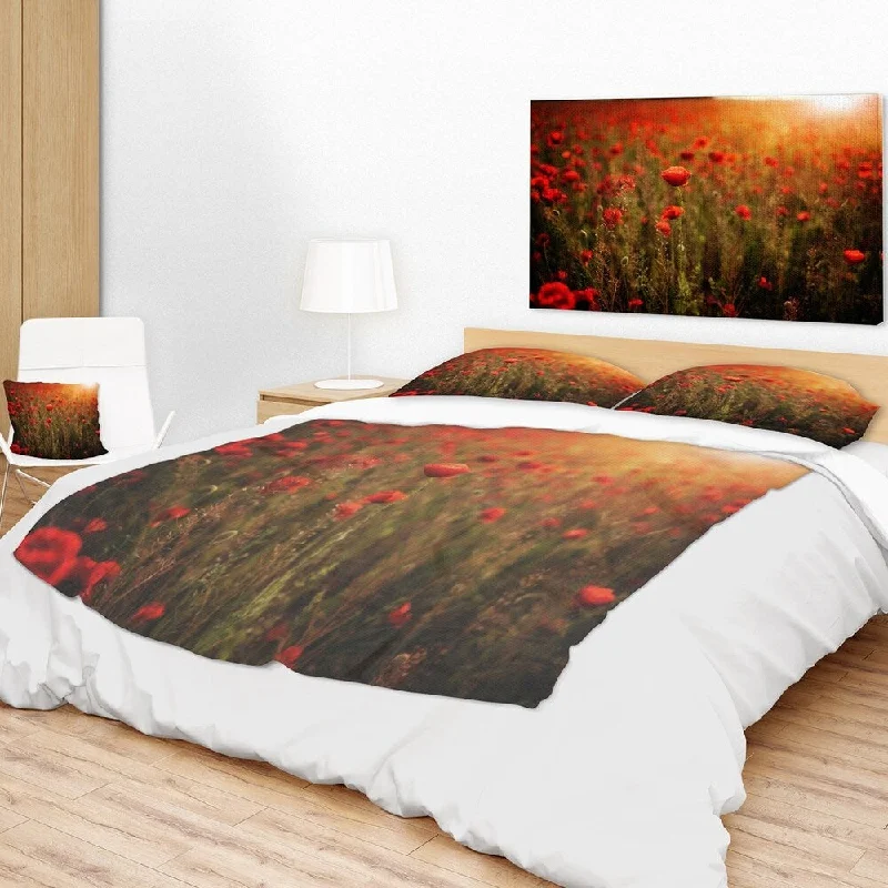 Designart 'Dense Poppy Field At Sunset' Floral Throw Blanket