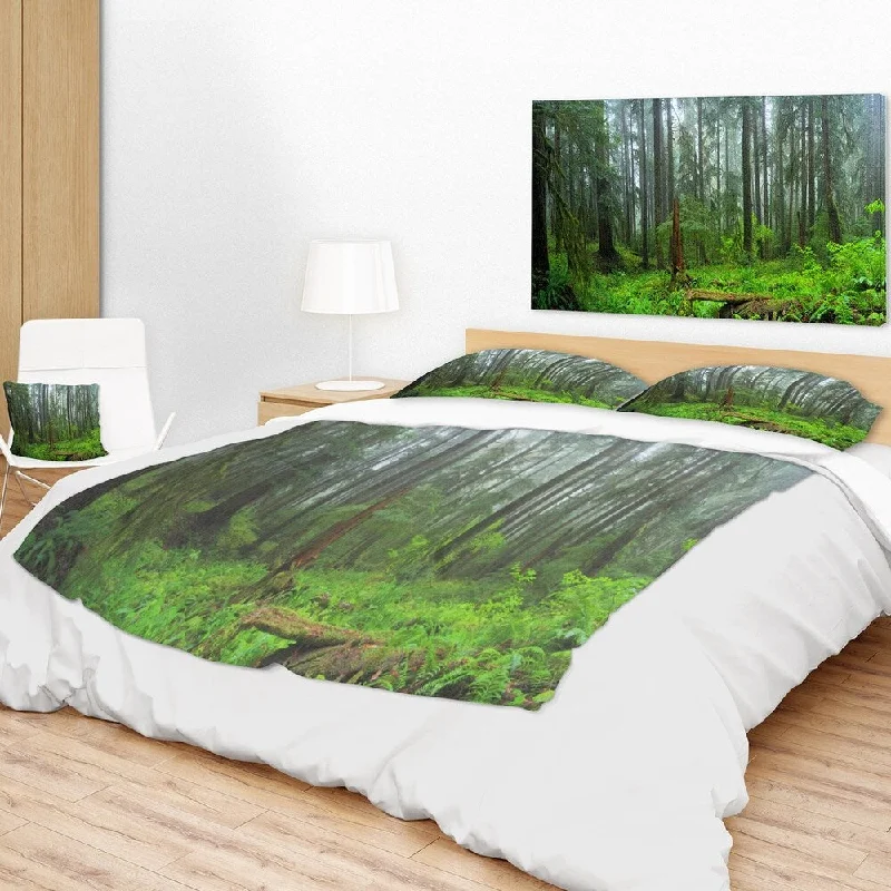 Designart 'Hoh Rain Forest' Landscape Photography Throw Blanket