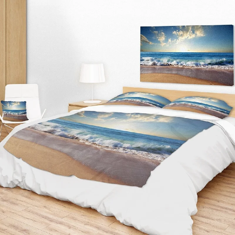 Designart 'Sea Sunset' Seascape Photography Throw Blanket